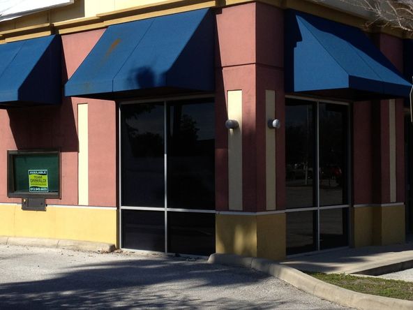 Citrus Court: 6118 Gunn Hwy, Tampa, FL 33625